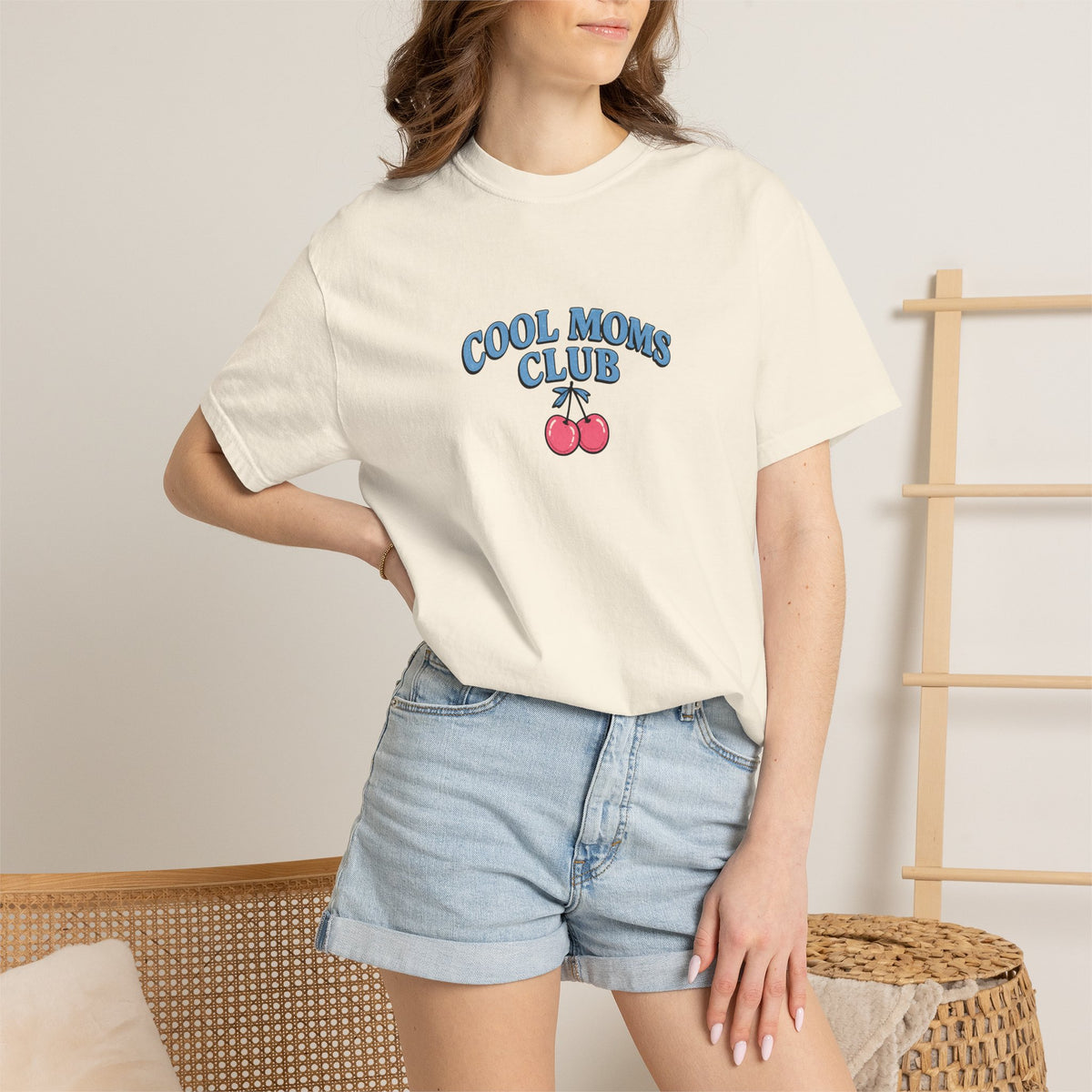 Cool Moms Club T-Shirt – Retro Cherry Graphic Tee for Stylish Moms