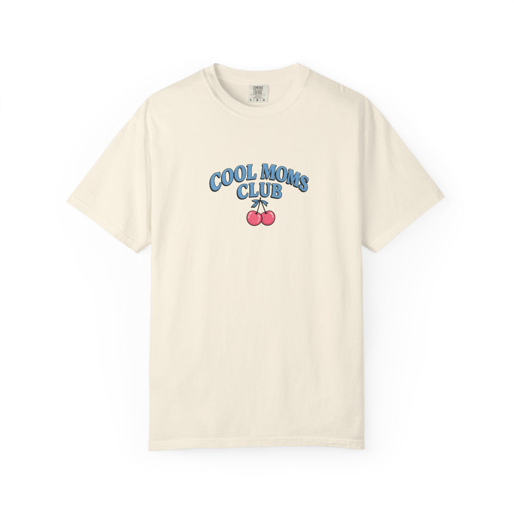 Cool Moms Club T-Shirt – Retro Cherry Graphic Tee for Stylish Moms